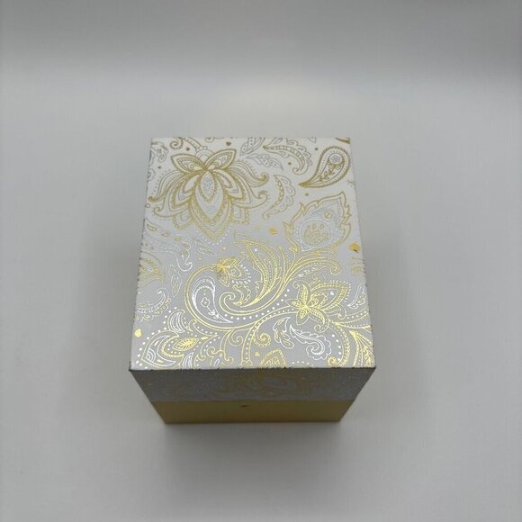 Charter Club Women’s Silver Round Link Watch - Picture 7 of 7